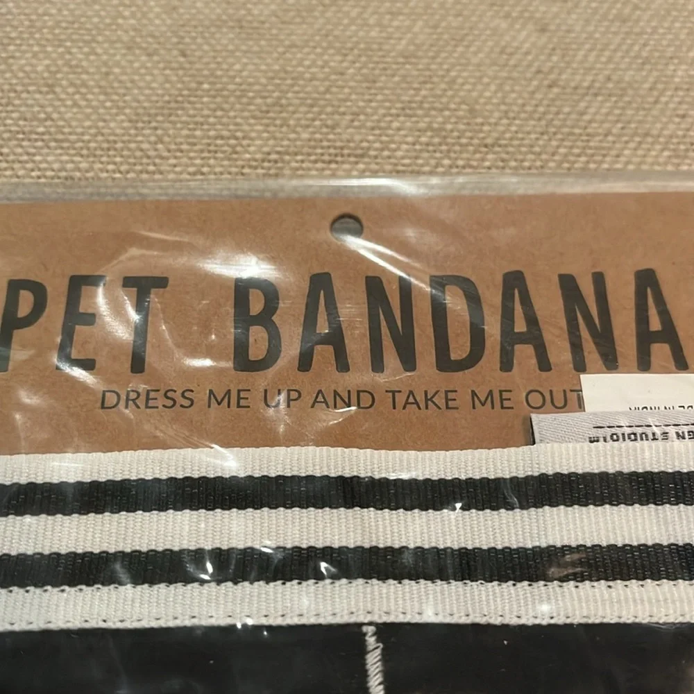Pet Bandana - Got Treats?/NWT